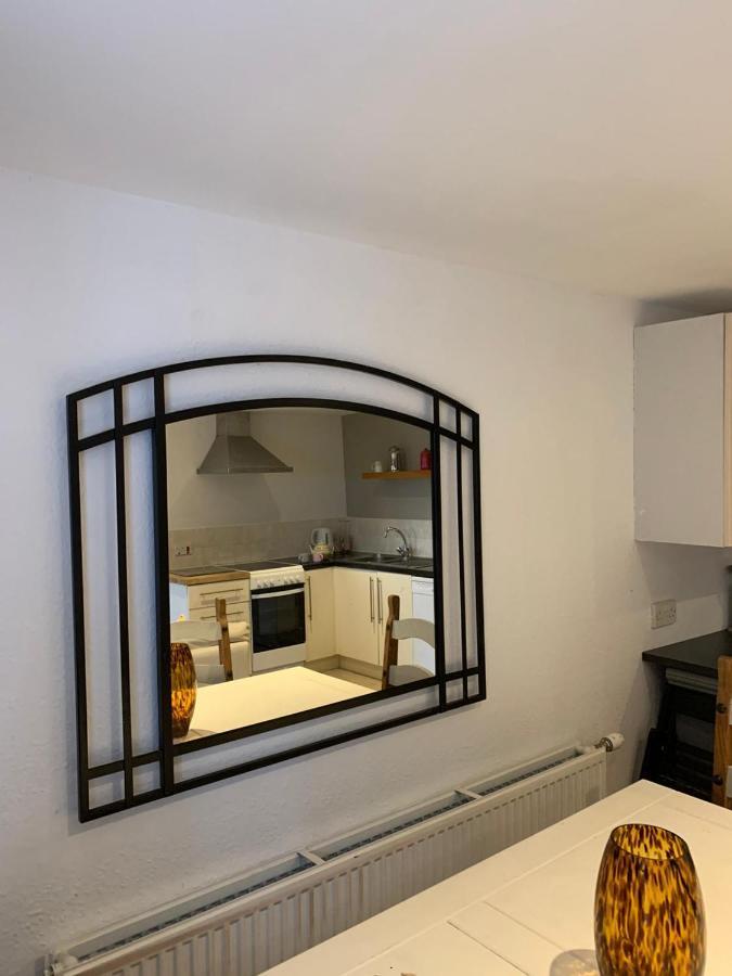 Hill House - Mews Town House, In A Quiet Private Close, In The City Centre Of Inverness. Eksteriør billede