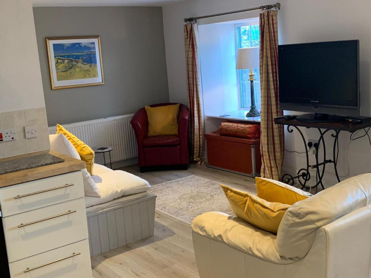 Hill House - Mews Town House, In A Quiet Private Close, In The City Centre Of Inverness. Eksteriør billede