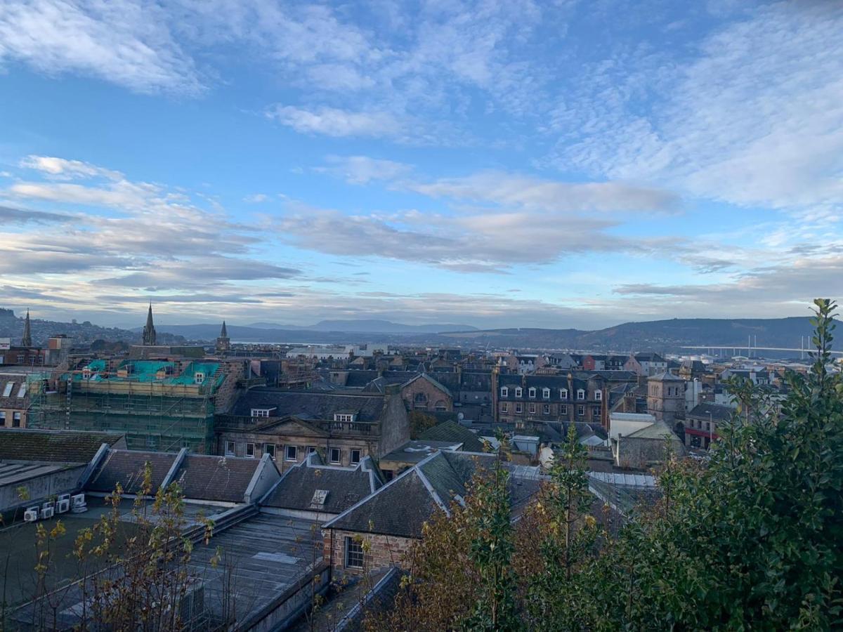 Hill House - Mews Town House, In A Quiet Private Close, In The City Centre Of Inverness. Eksteriør billede